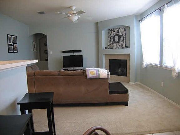 3rd image of 2400 Orchid Dr