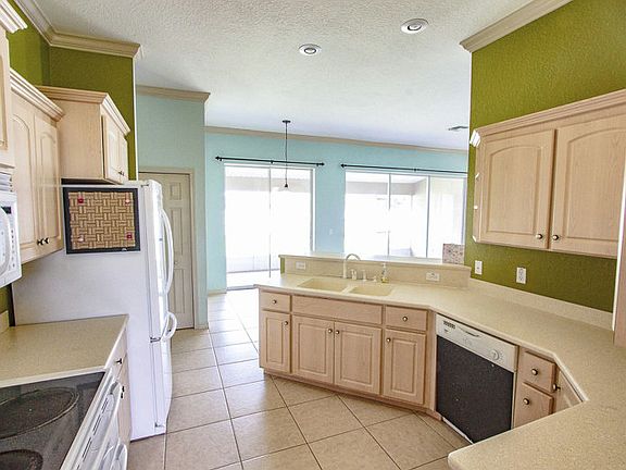 4th image of 2414 Valerie Blvd