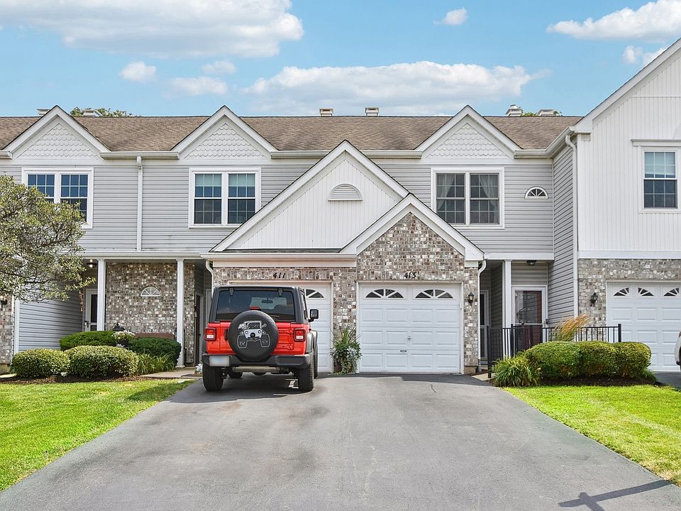 1st image of 413 Arboretum Dr #116