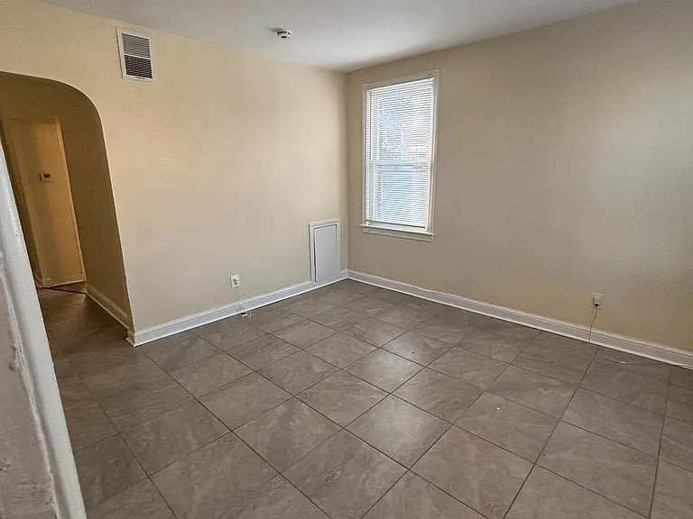 2820 Pomeroy Rd SE #2 — Photo 2