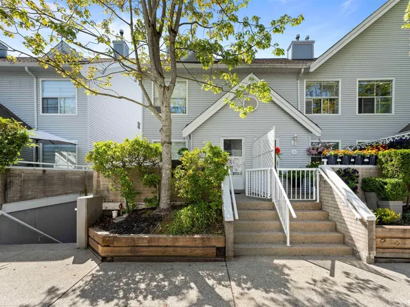 13713 72a Ave #28, Surrey, BC V3W 1K2