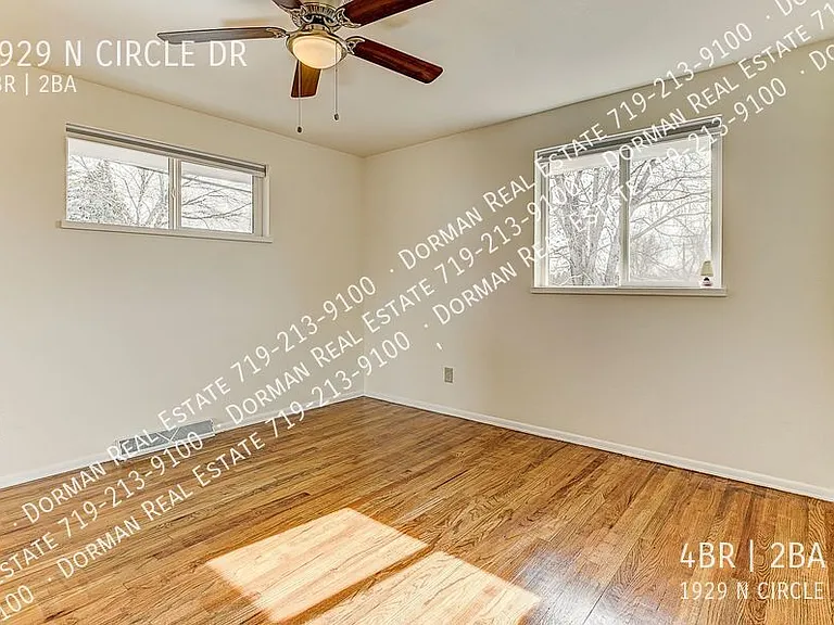 1929 N Circle Dr — Photo 25