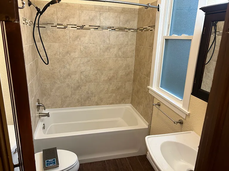 3923 Sheridan Blvd — Photo 11