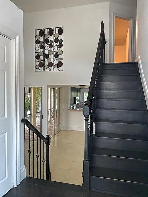 3 bed, $3,600 — Photo 2