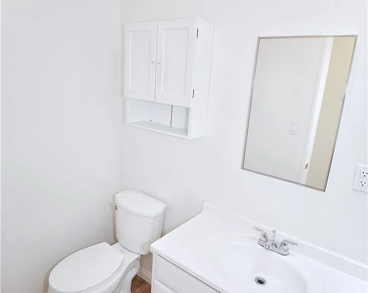 6951 Simpson Ave #12 — Photo 13