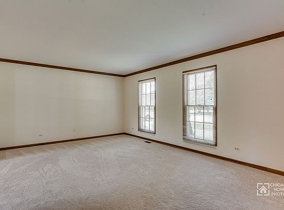 2nd image of 602 S Whispering Hills Dr