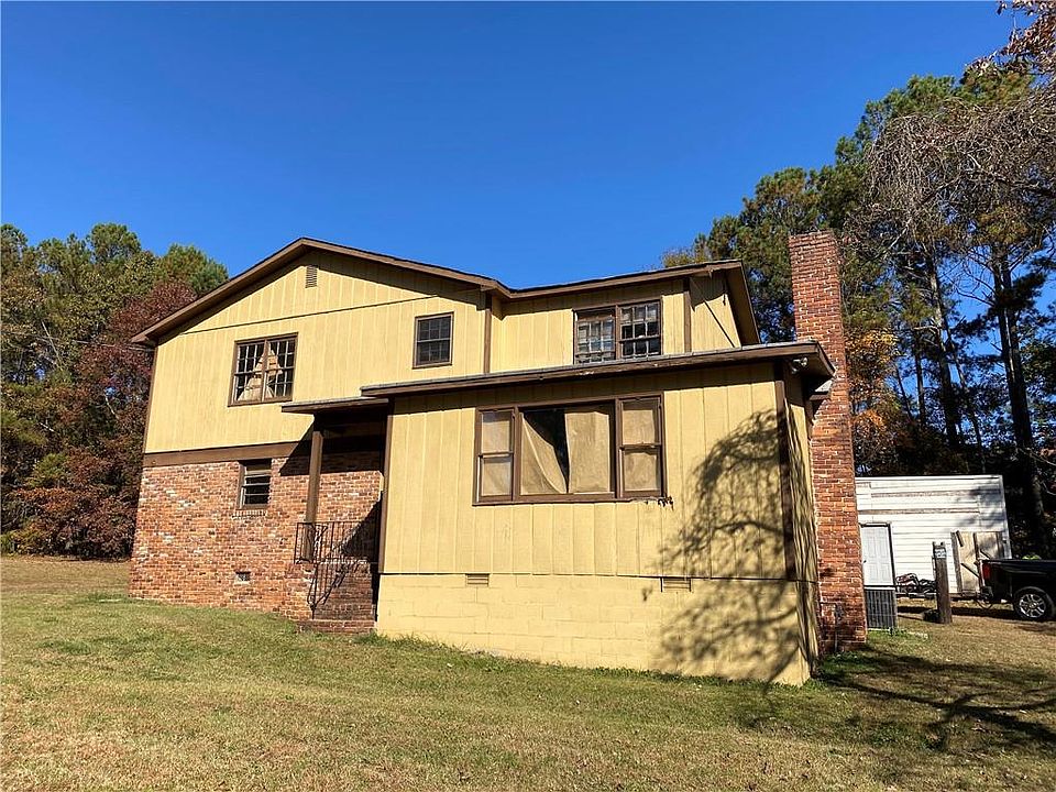 1st image of 2916 Neese Dr SW