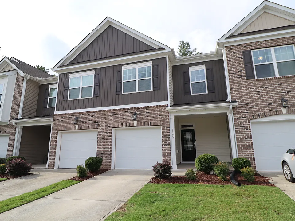 1105 Neighborly Way