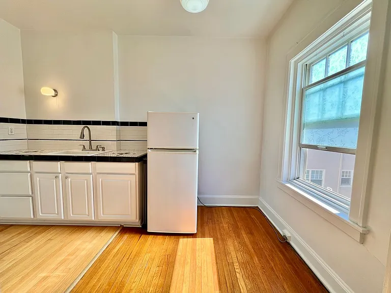 2015 NW Flanders St #502 — Photo 16