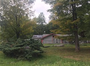 264 Canterbury Rd, Bushkill, PA 18324