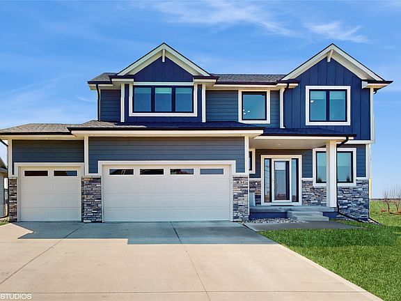 2nd image of 834 Kendall Dr SW