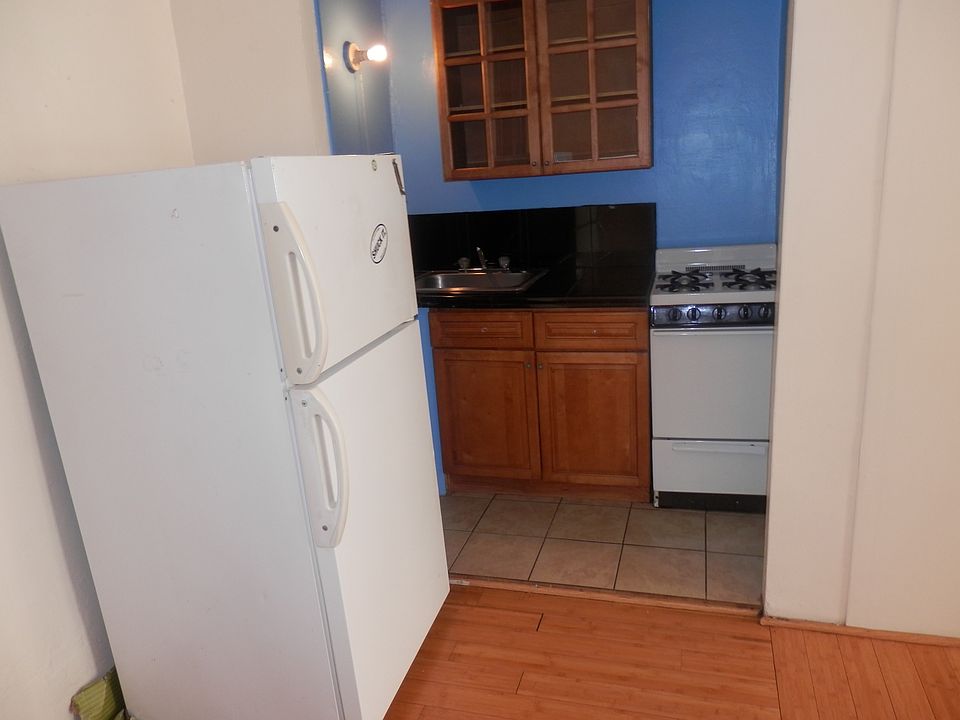 2nd image of 77 Saint Marks Ave