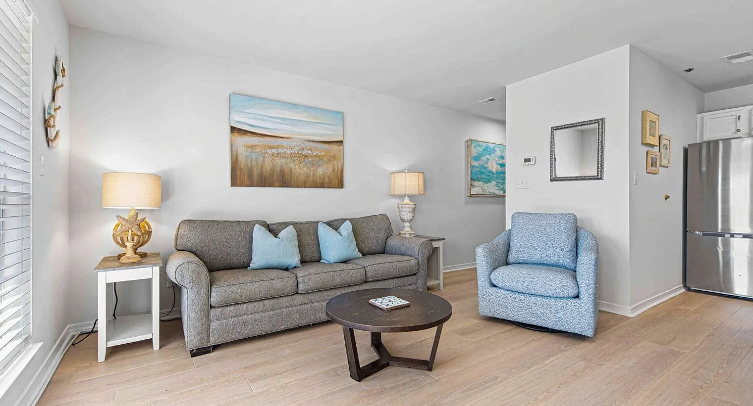 1 bed, 1.0 bath, 7050 sqft, $2,524 — Photo 1