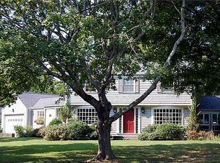 15 Lee Rd, Barrington, RI 02806