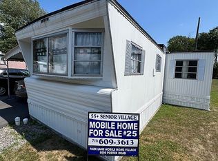 8000 Porter Rd #25, Niagara Falls, NY 14304