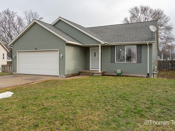 2nd image of 43 Haras Ct SW