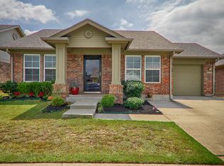 716 Ga Zump Dr, Norman, OK 73069