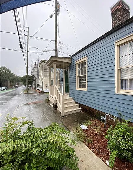 344 Price St — Photo 2