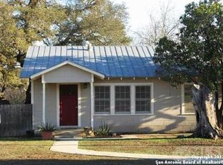 506 Cypress St, Bandera, TX 78003
