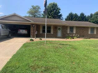 4627 Rhine Strasse, Jasper, IN 47546