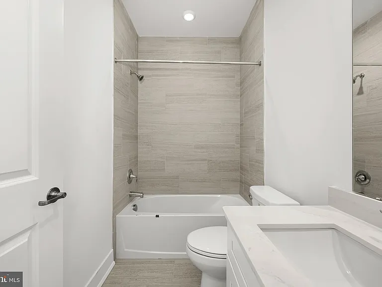 2207 Prince Hall Dr — Photo 36
