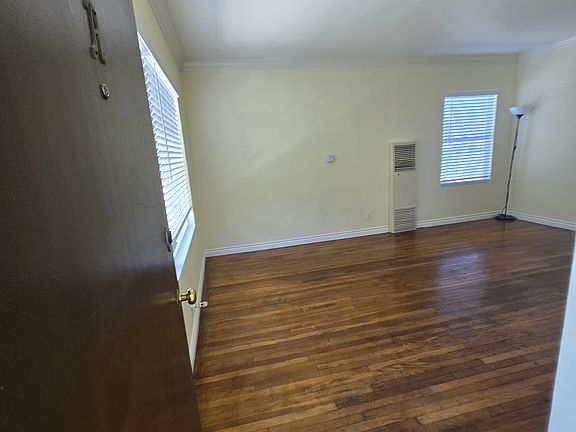 2nd image of 1114 14th St #20-A