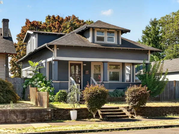 8028 SE Taylor St, Portland, OR 97215