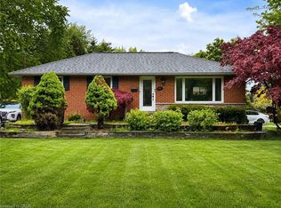 917 Orpha St, Burlington, ON L7R3W5