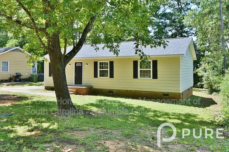 3 bed, 1.5 bath, 1008 sqft, $1,350 — Photo 3