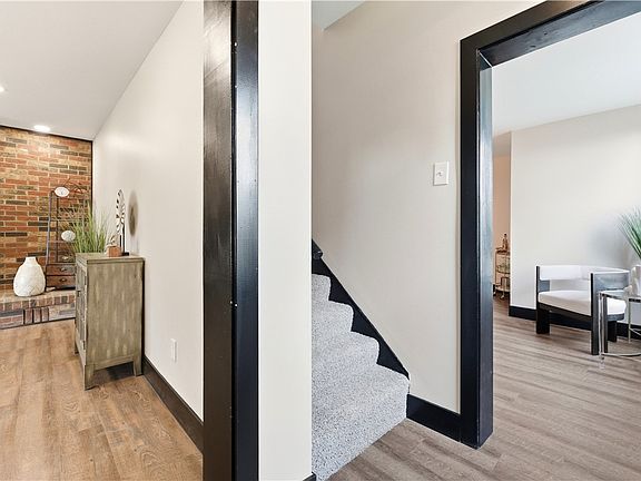 5th image of 406 35th St