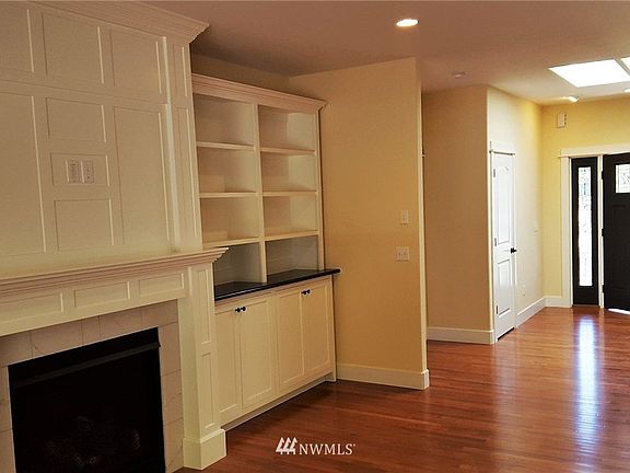 5th image of 15324 Glenshire Place SW