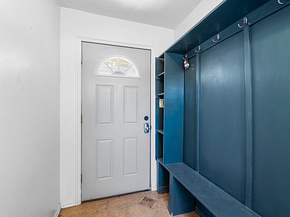 3rd image of 742 W 400 S