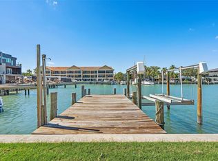 12150 4th St E #6, Saint Petersburg, FL 33706