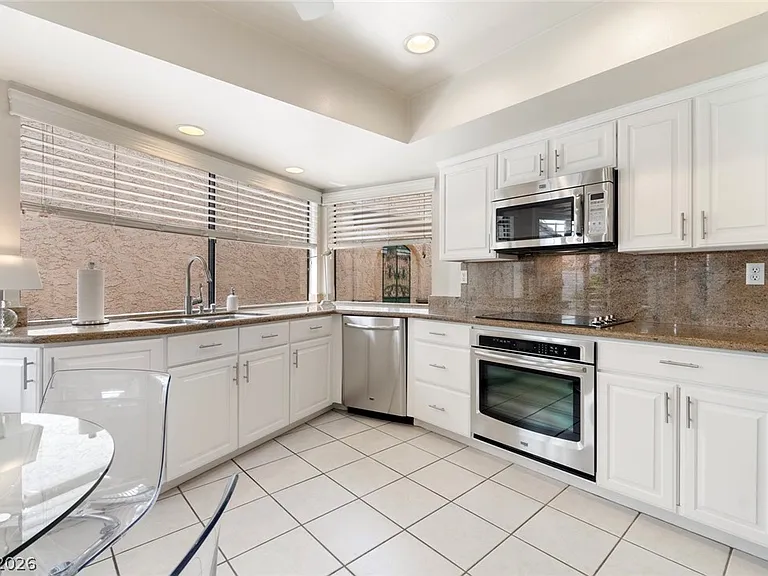 2312 Plaza Del Prado — Photo 1