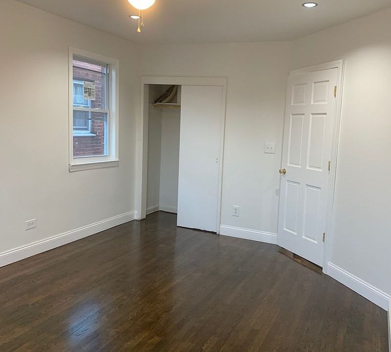 1st image of 915 E 86th St Floor 2