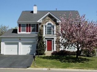 8405 Lippizan Pl, Gainesville, VA 20155