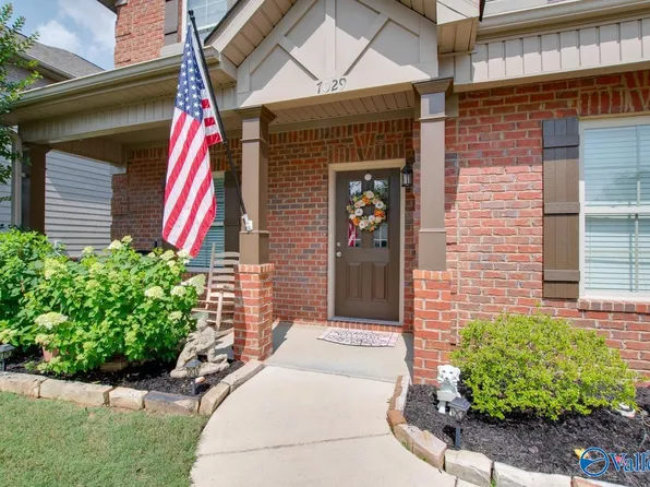 7029 Southgate Dr SE, Owens Cross Roads, AL 35763