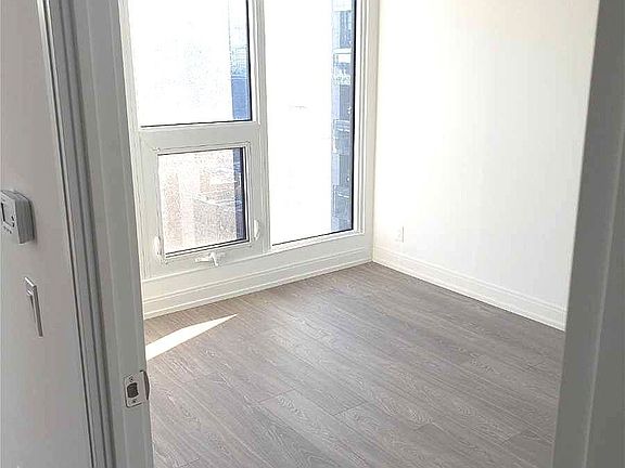 5th image of 181 Dundas St E Unit 2106