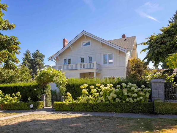 5112 Maple St, Vancouver, BC V6M 3T3