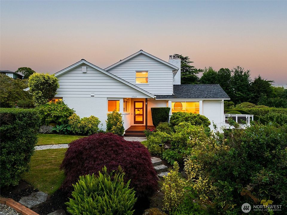 1st image of 1560 NW Woodbine Way