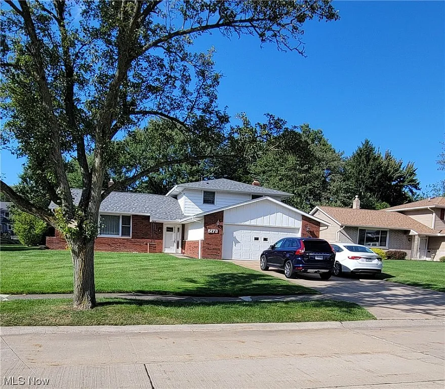 5173 Graham Dr photo 1