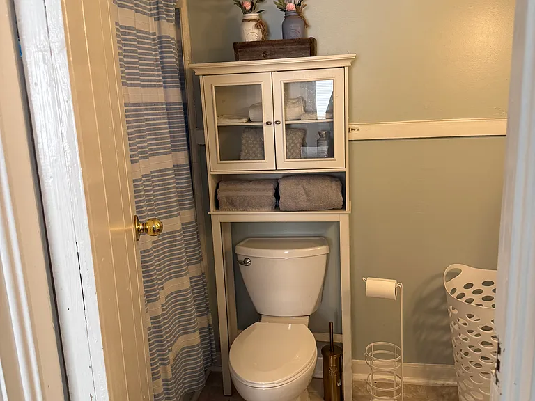 Cottage Ln — Photo 10