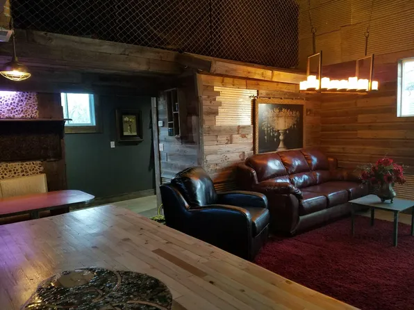 6700 1/2 Kingswood Rd, Bismarck, ND 58503