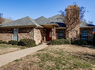 8114 Old Moss Rd, Dallas, TX 75231