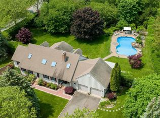 15 Simeon Rd, Riverhead, NY 11901