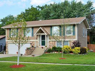 267 Arbor Ln, Bloomingdale, IL 60108