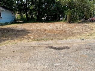 224 5th St SE, Paris, TX 75460