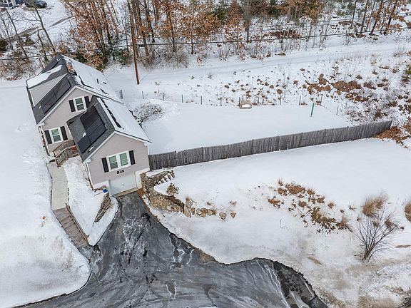 4th image of 371 Loudon Road