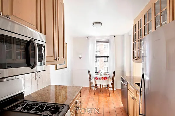 Sold by Town Residential | media 15