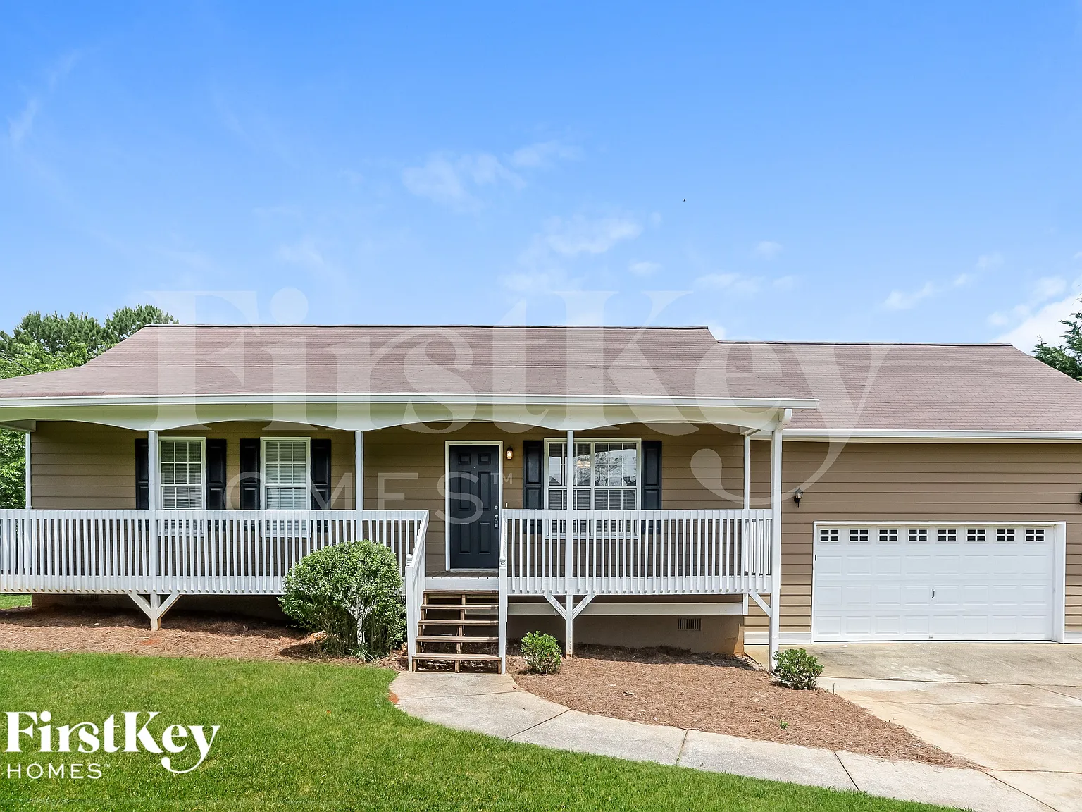 3 bed, 1.5 bath, 1118 sqft, $1,440 — Photo 1